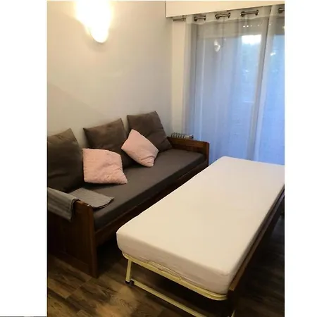 Apartment Studio 4 Personnes Proche Commerces 74978 Hyères